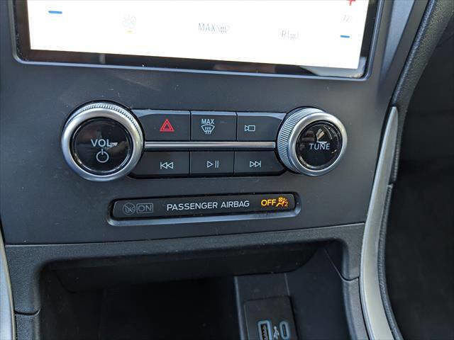 Used 2021 Ford Edge SE image 21