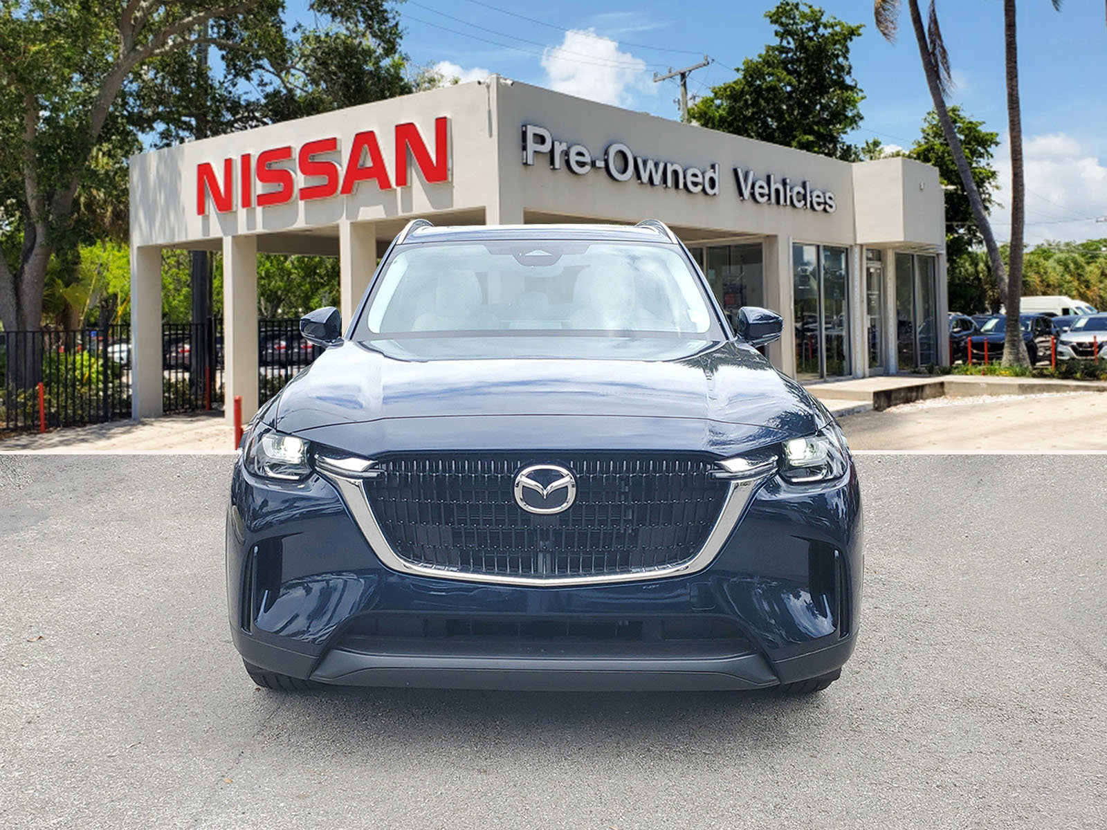 Used 2024 MAZDA CX-90 3.3 Turbo w/ Preferred Package image 2