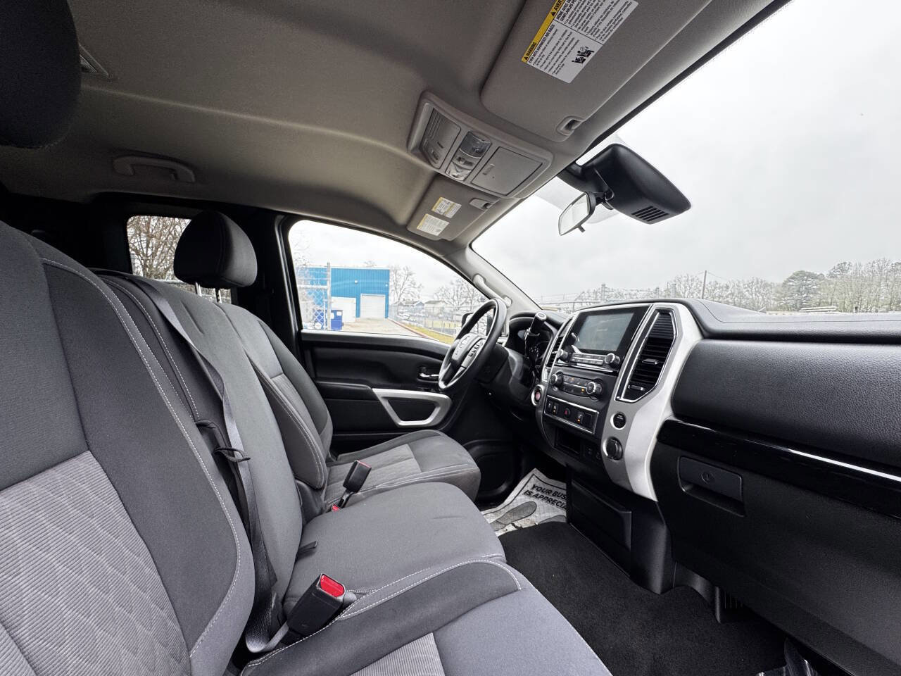 Used 2021 Nissan Titan SV w/ Accessory Utility Package image 10