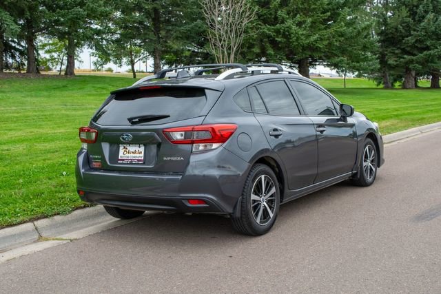 Used 2020 Subaru Impreza 2.0i Premium image 6