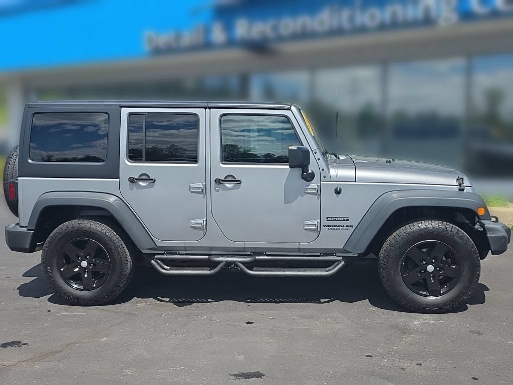 Used 2017 Jeep Wrangler Unlimited Sport w/ Quick Order Package 24S AWD/4WD image 9