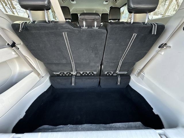 Used 2024 Chrysler Pacifica Touring-L image 23