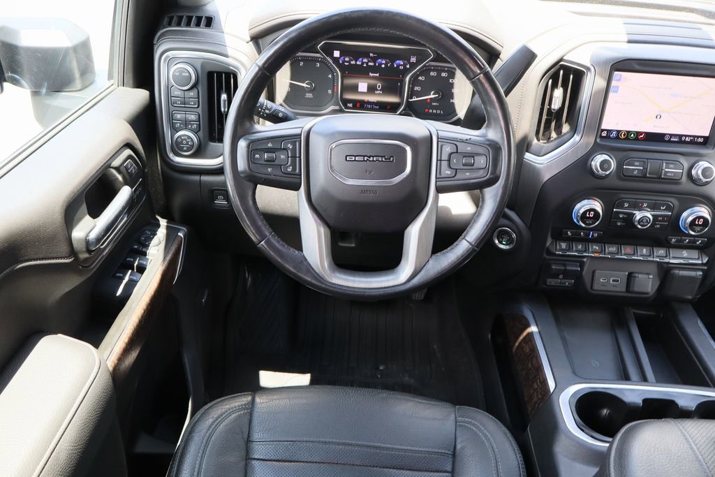 Used 2020 GMC Sierra 2500 Denali w/ Denali Ultimate Package AWD/4WD image 26