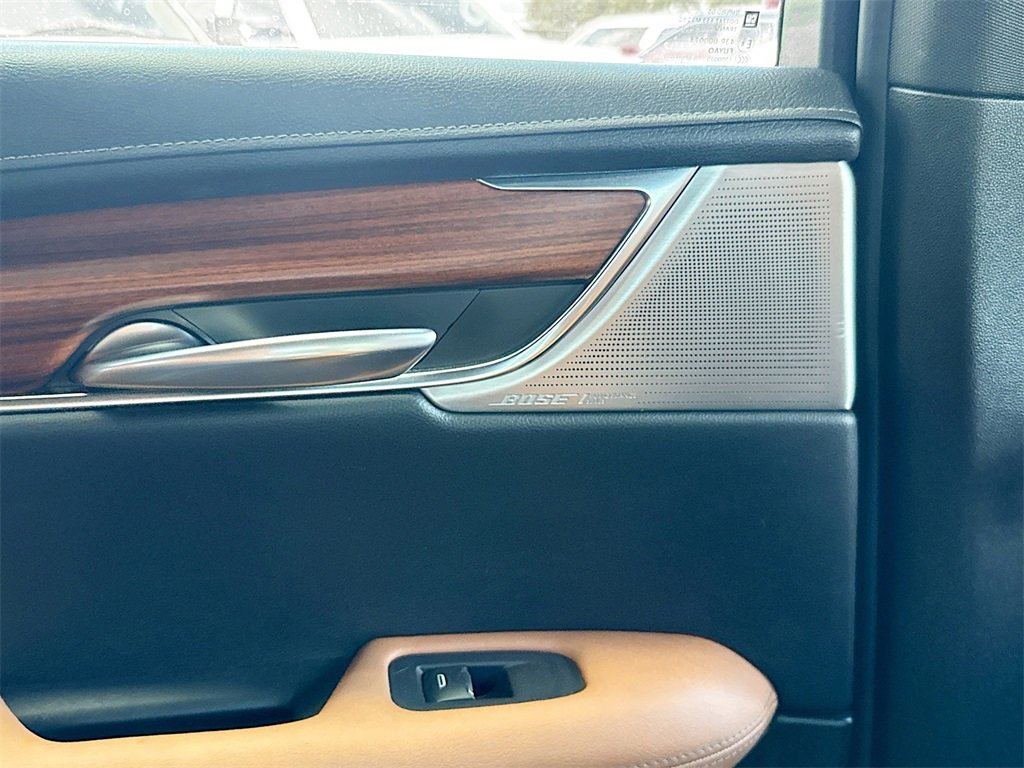 Used 2022 Cadillac XT5 Premium Luxury image 28