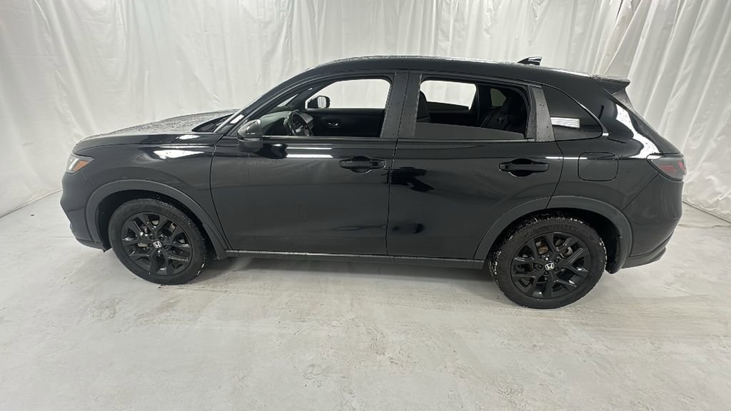 Used 2023 Honda HR-V Sport image 6