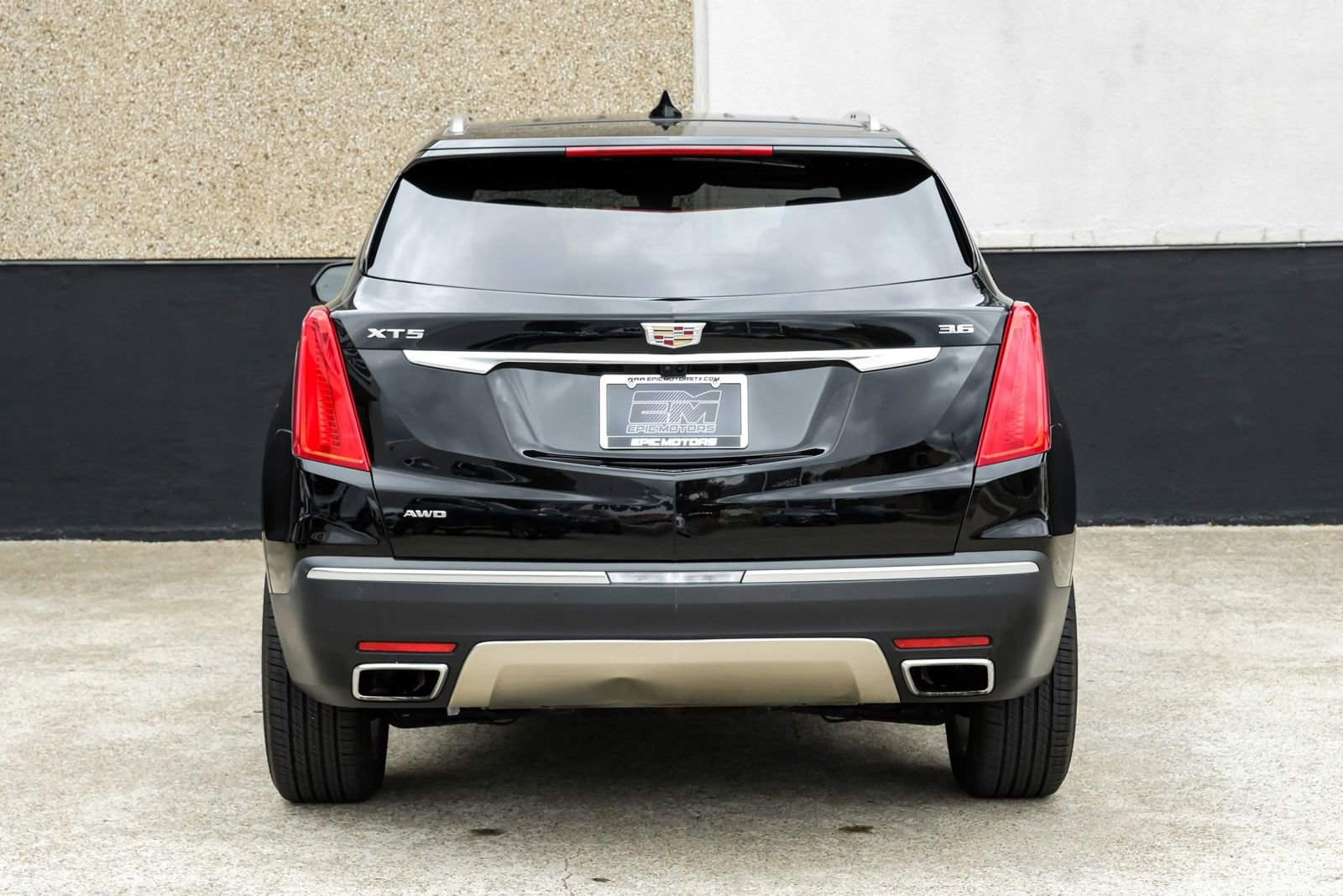Used 2017 Cadillac XT5 Platinum image 15