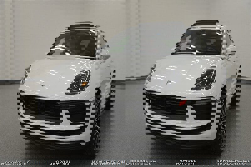 Used 2024 Porsche Macan w/ Premium Plus Package image 1