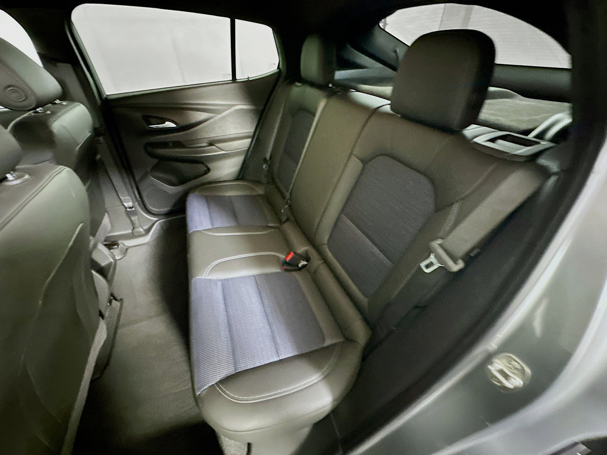 Used 2024 Buick Envista Preferred w/ Convenience I Package image 27