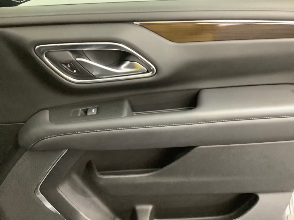 Used 2022 GMC Yukon SLE image 24