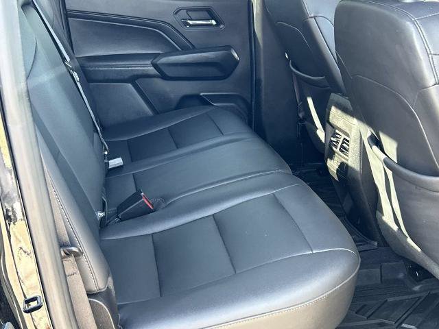 Used 2024 GMC Canyon Elevation w/ Elevation Premium Package AWD/4WD image 21