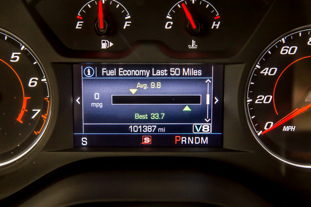 Used 2021 Chevrolet Camaro LT RWD image 18