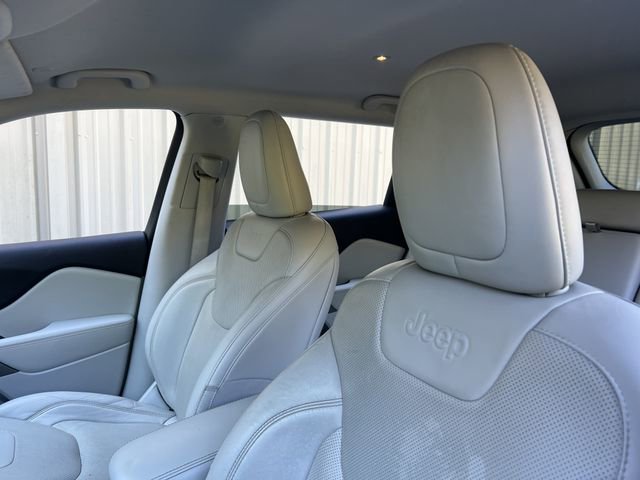 Used 2021 Jeep Cherokee Latitude Lux image 14