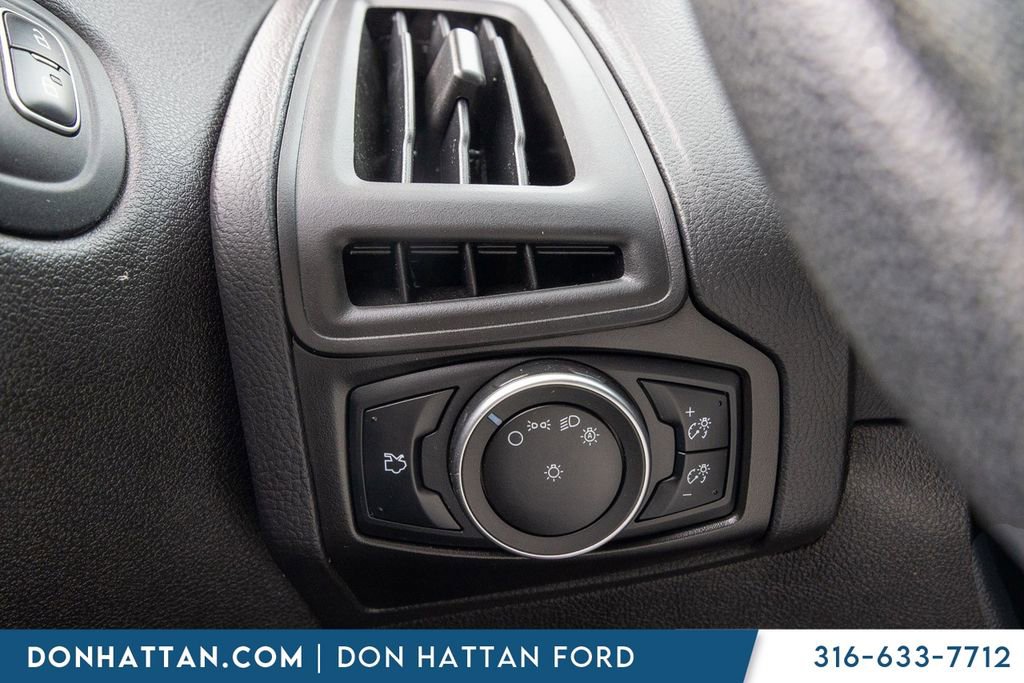 Used 2017 Ford Focus S image 17