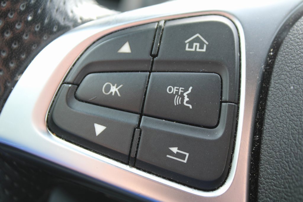 Used 2018 Mercedes-Benz C 63 AMG Cabriolet image 38