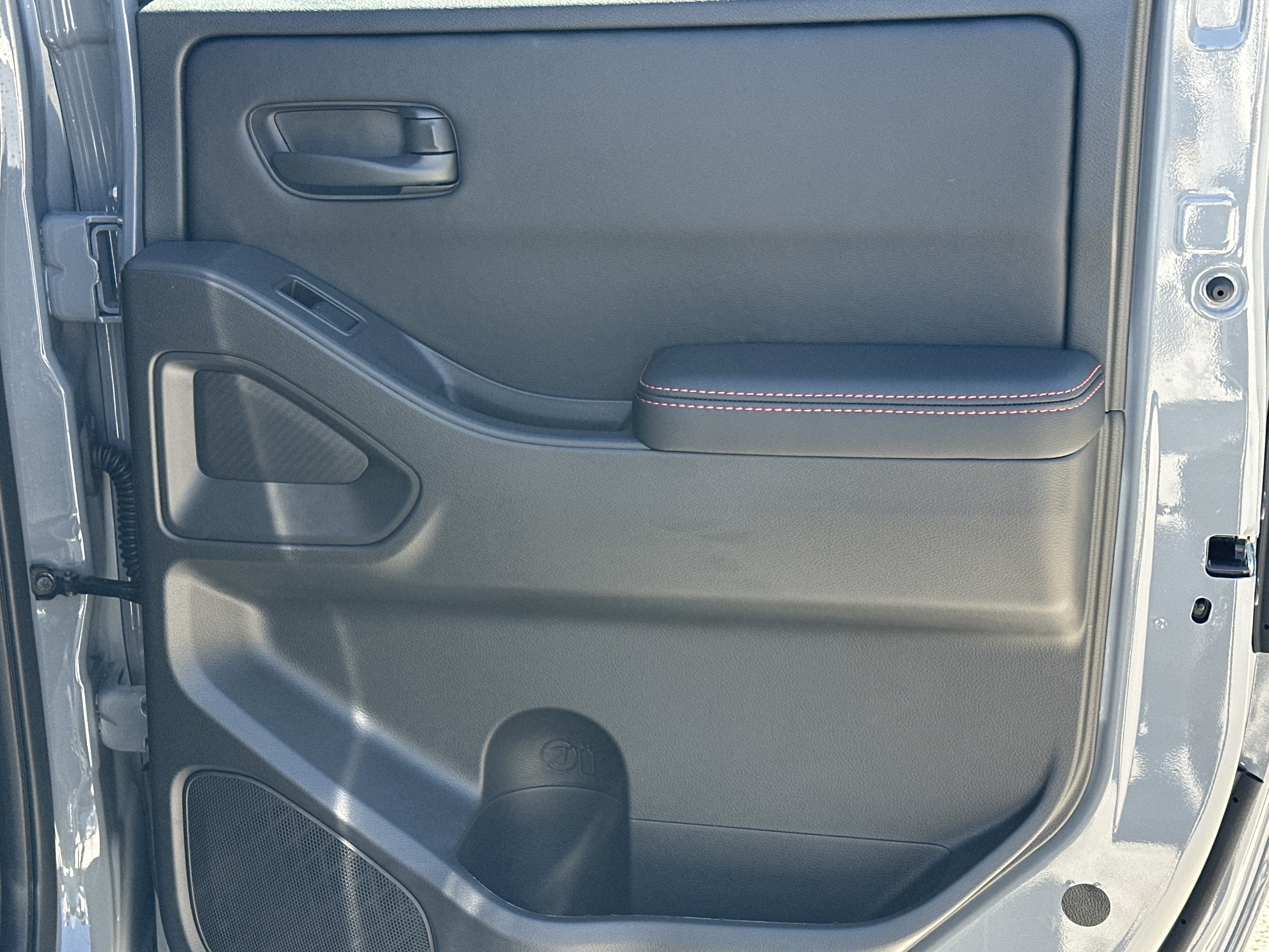 New 2026 Nissan Frontier PRO-4X w/ Pro-4x Convenience Package image 16