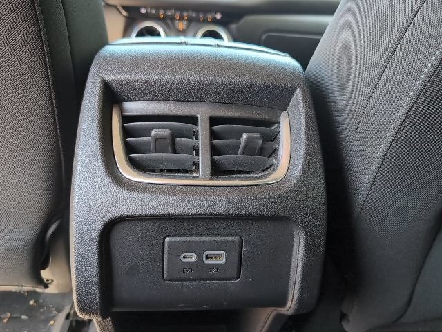 Used 2019 Chevrolet Blazer LT FWD image 25