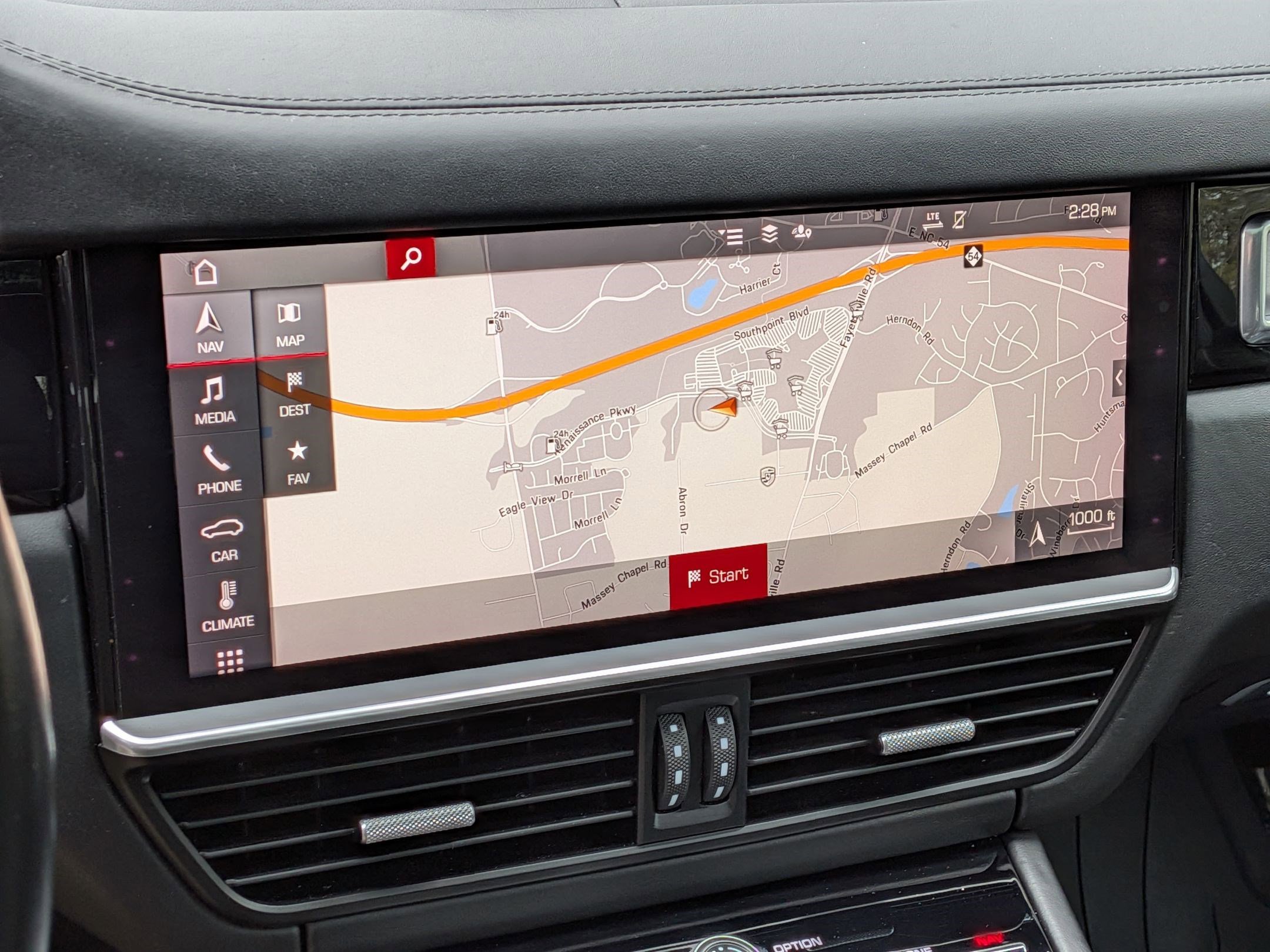 Used 2021 Porsche Cayenne Turbo image 26