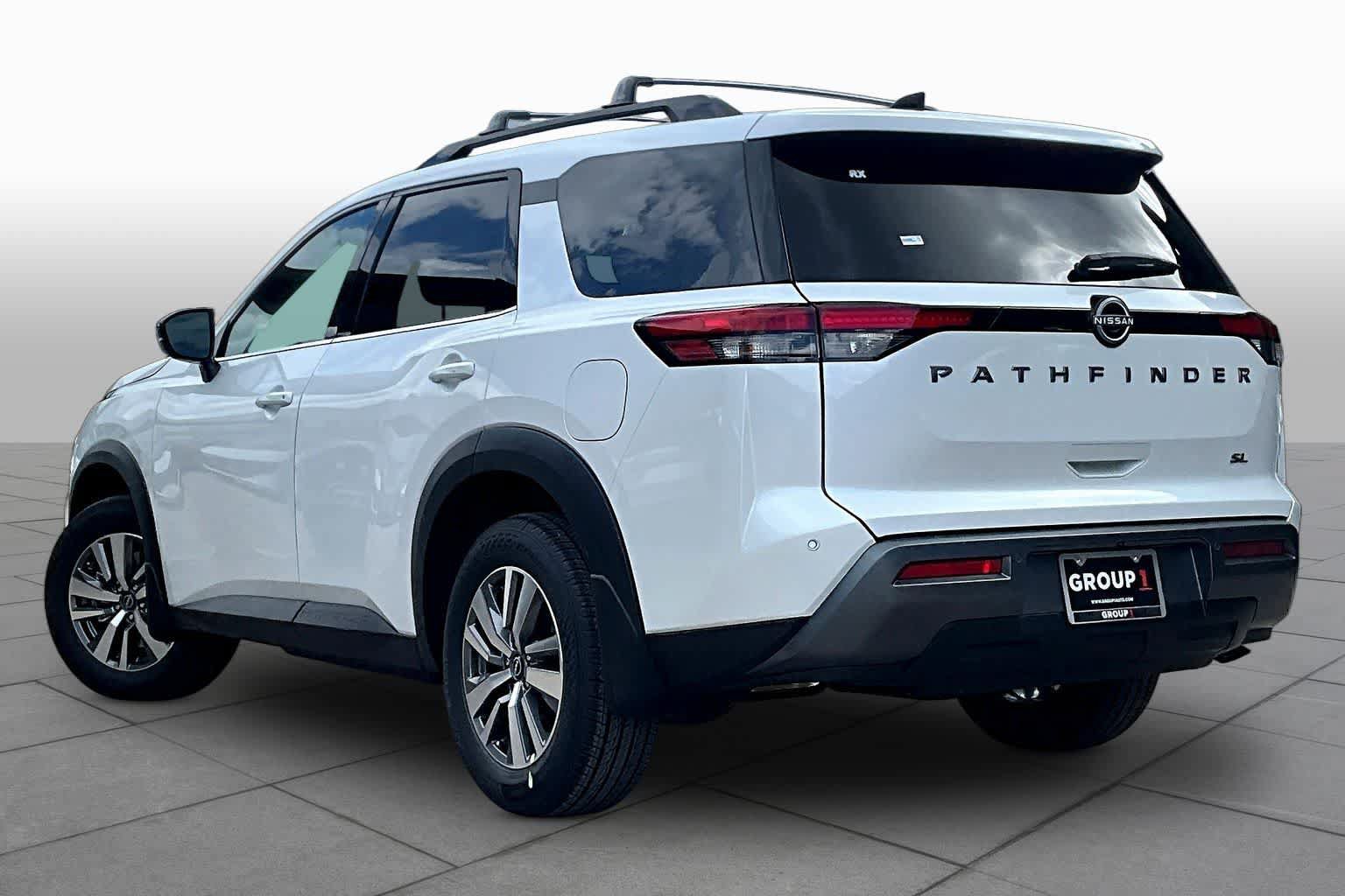 New 2026 Nissan Pathfinder SL FWD image 7