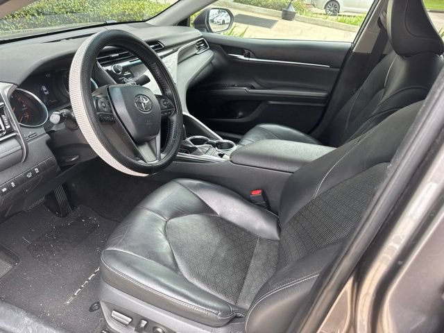 Used 2020 Toyota Camry XSE FWD image 27
