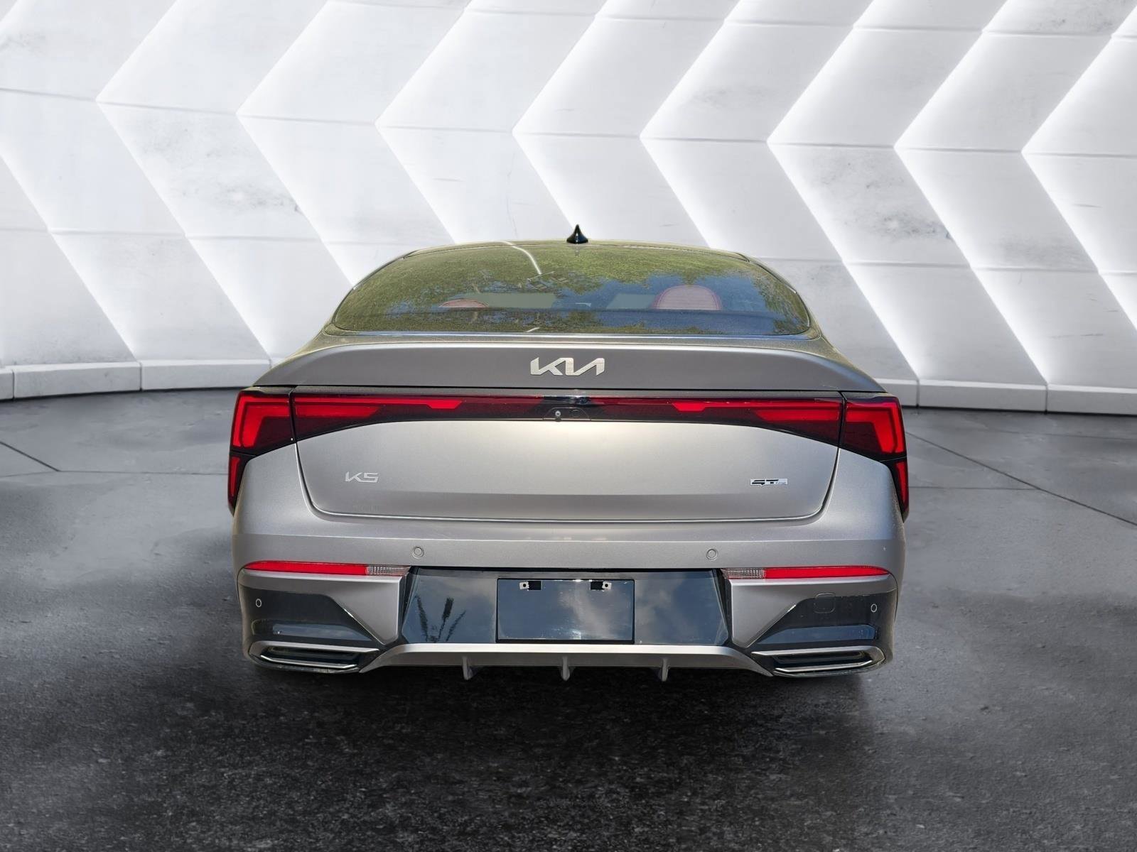 Used 2025 Kia K5 GT-Line w/ GT-Line Premium Package image 4