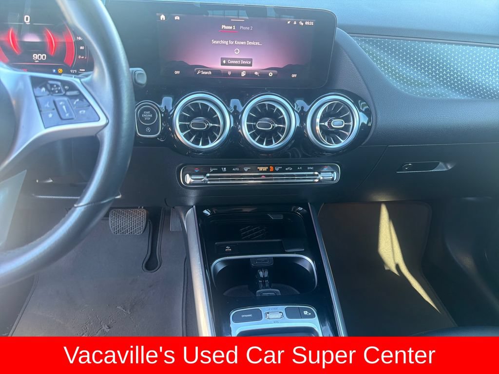 Used 2025 Mercedes-Benz GLA 250 4MATIC image 17