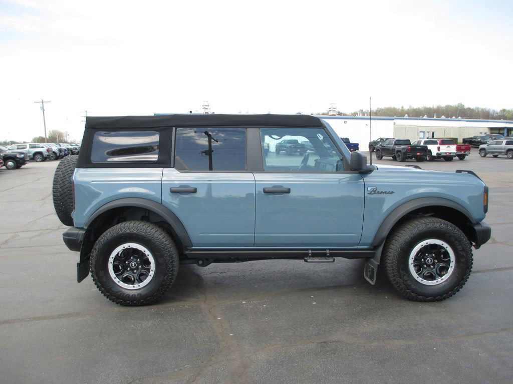 Used 2022 Ford Bronco Black Diamond w/ Sasquatch Package image 4