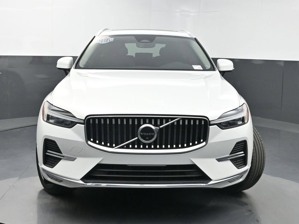 Used 2023 Volvo XC60 B5 Plus w/ Protection Package Premier image 37