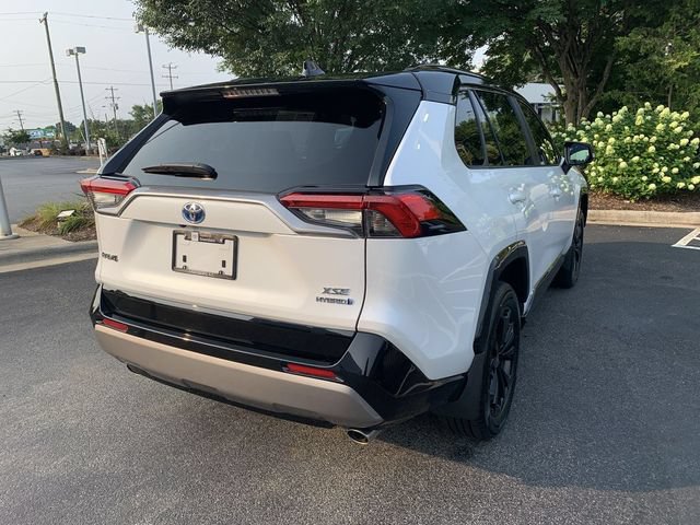Used 2023 Toyota RAV4 XSE AWD/4WD image 8