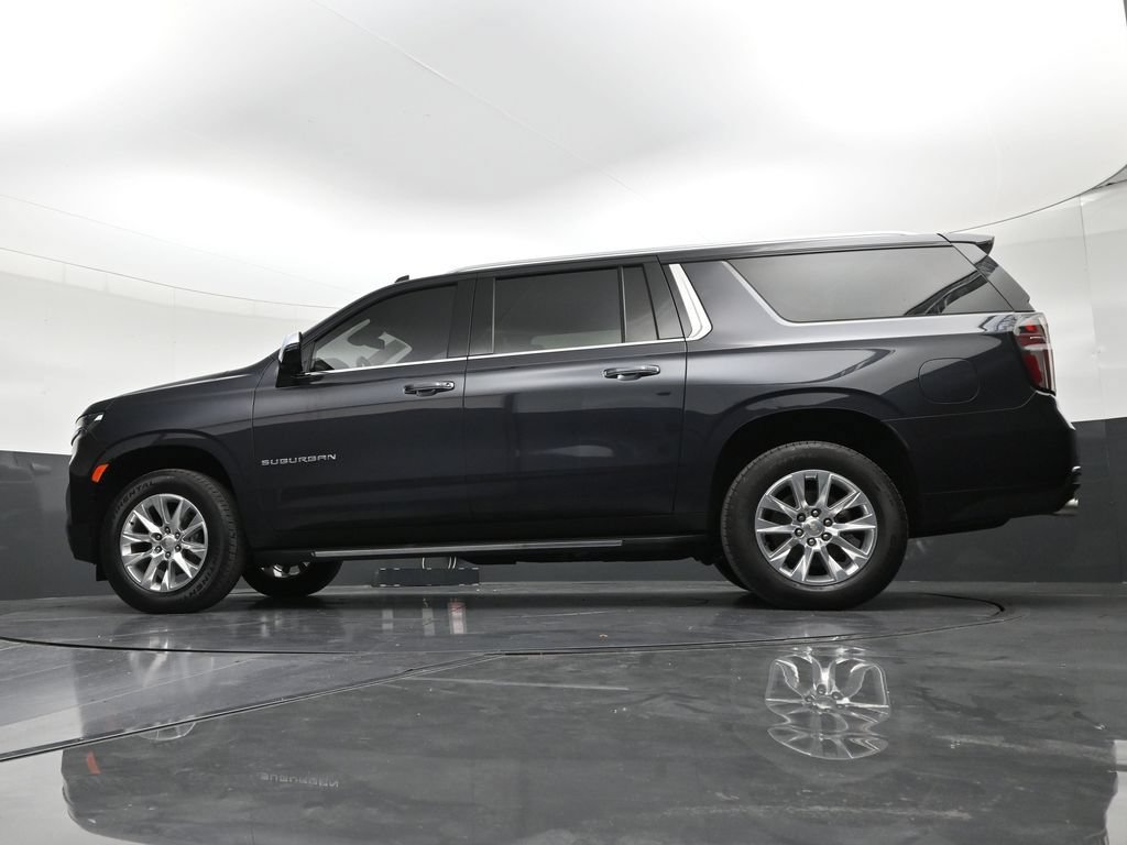 Used 2024 Chevrolet Suburban Premier AWD/4WD image 21