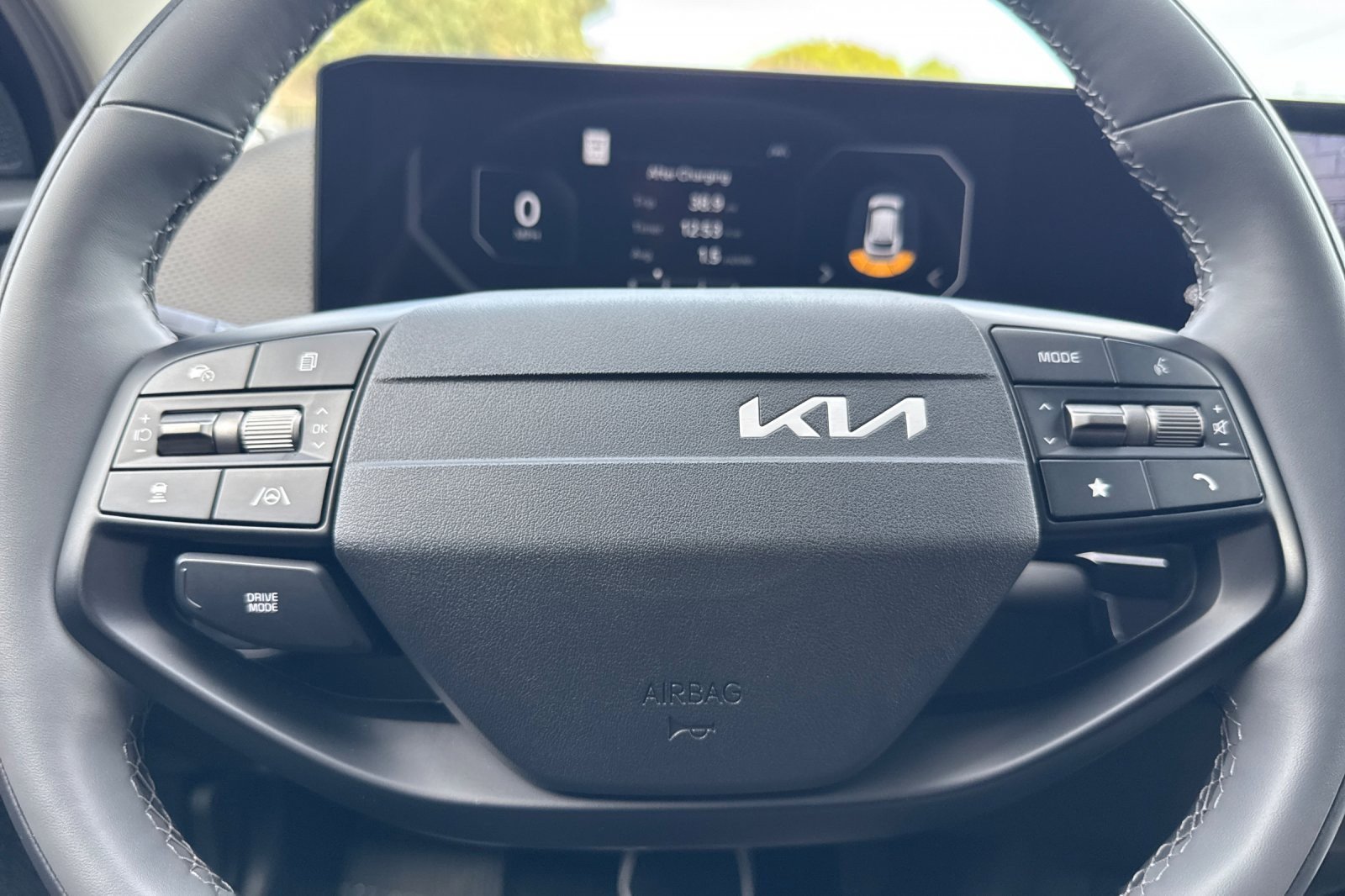 Used 2025 Kia EV6 Wind image 23