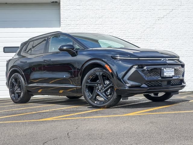 New 2026 Chevrolet Equinox EV RS FWD image 2