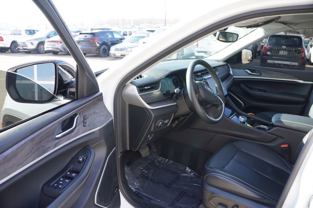 Certified 2021 Jeep Grand Cherokee L Limited image 14