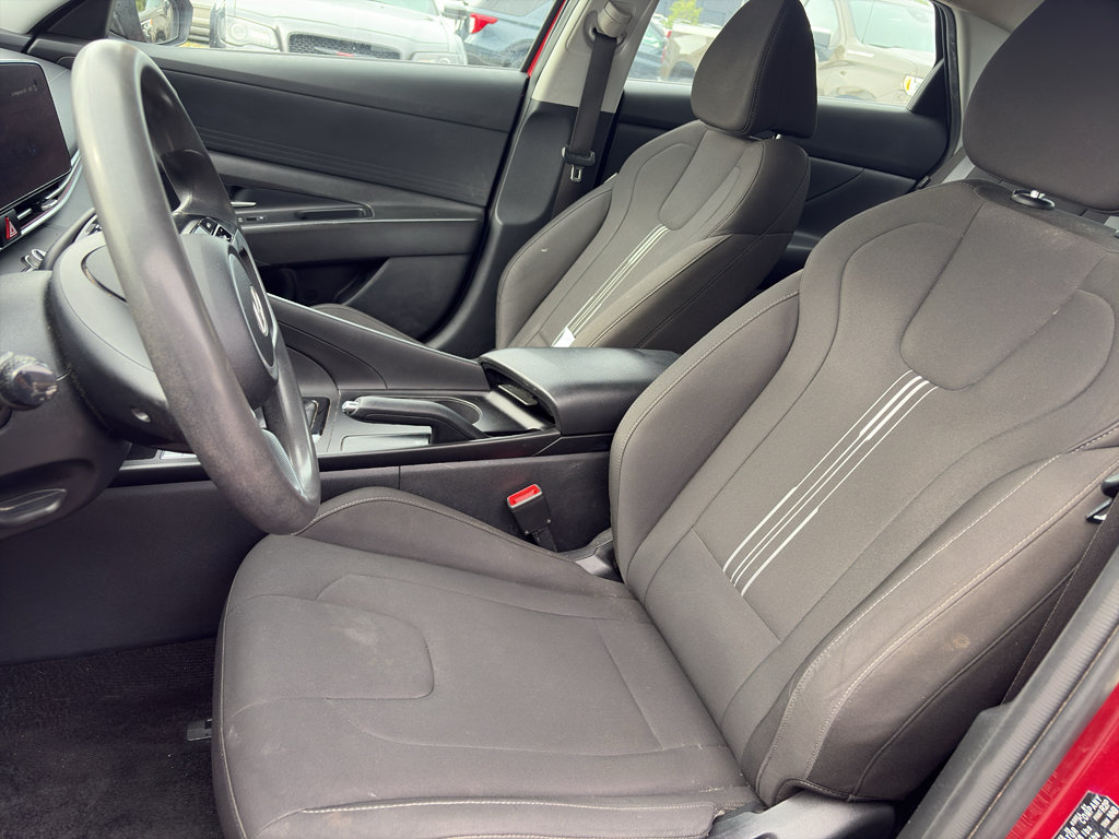 Used 2024 Hyundai Elantra SEL FWD image 10