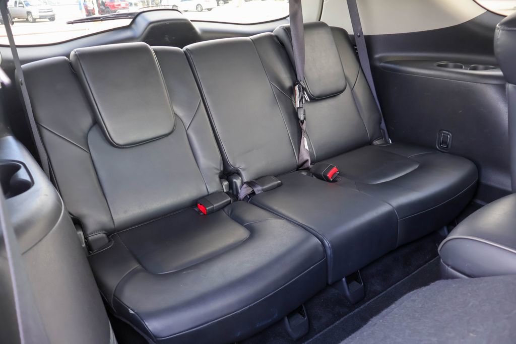 Used 2024 INFINITI QX80 Luxe image 11