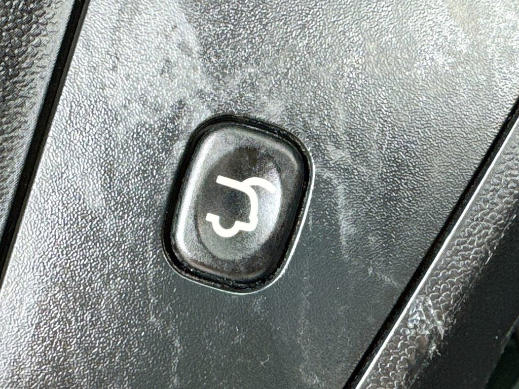 Used 2019 Dodge Grand Caravan GT image 31