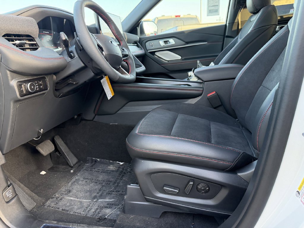 Used 2026 Ford Explorer ST w/ Sun And Sound Package AWD/4WD image 28