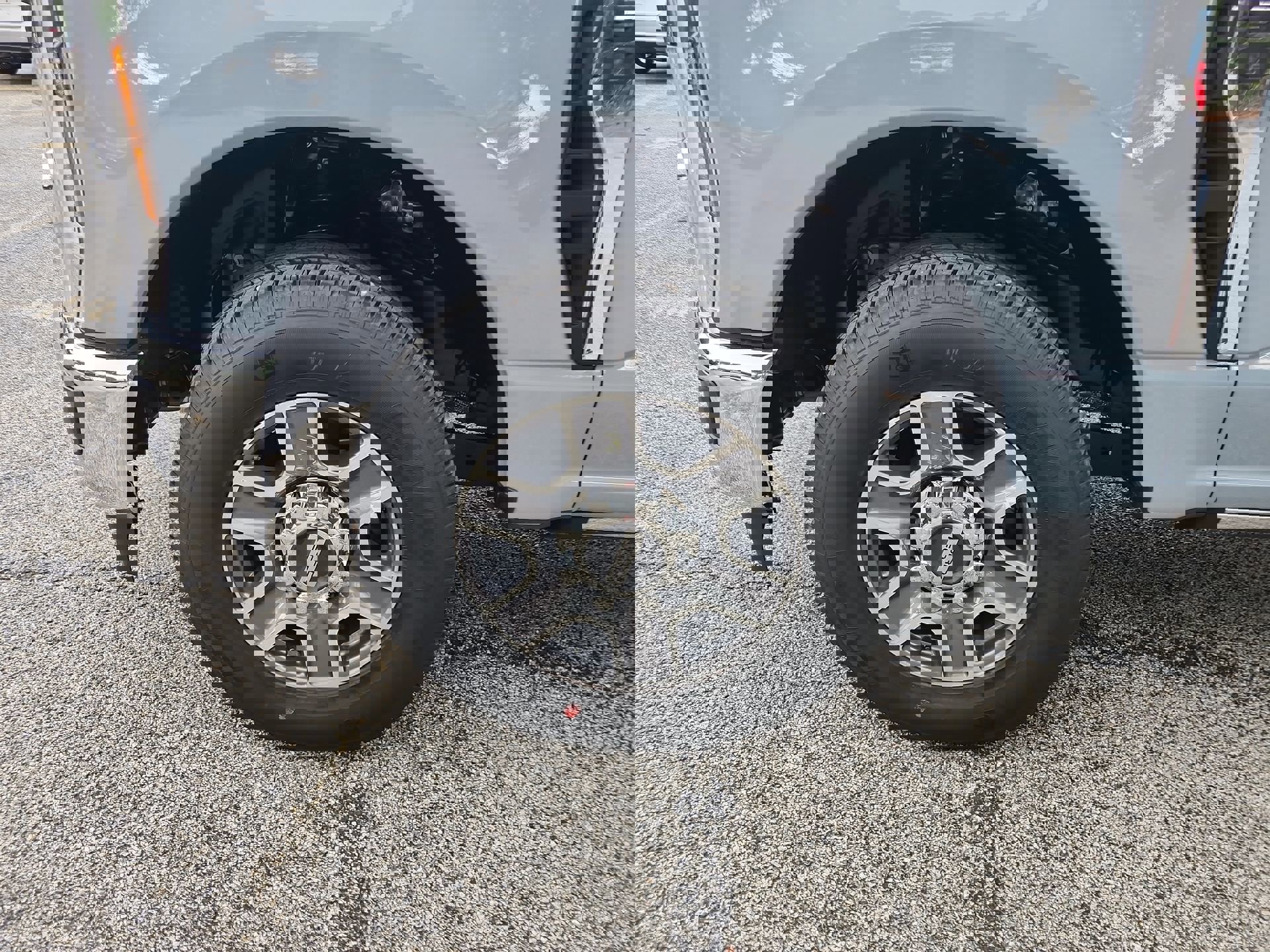 New 2026 Ford F350 Lariat image 25