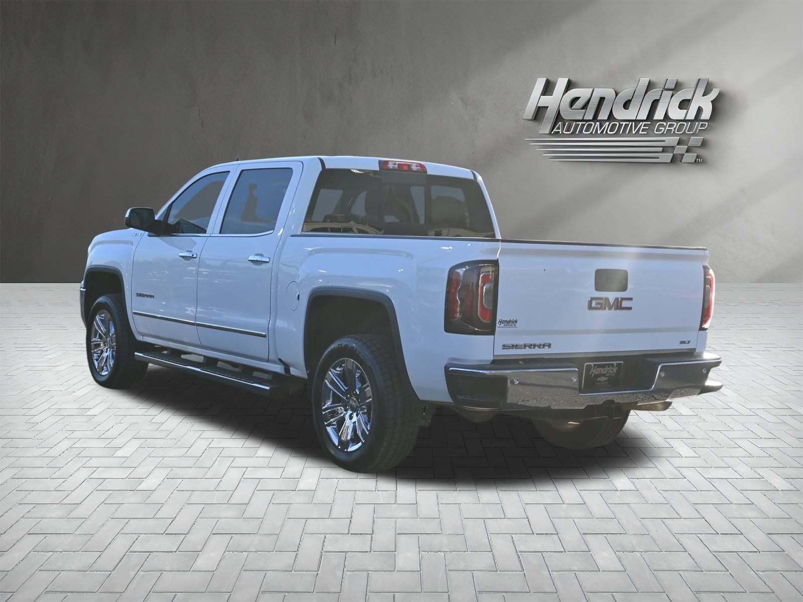 Used 2018 GMC Sierra 1500 SLT image 8