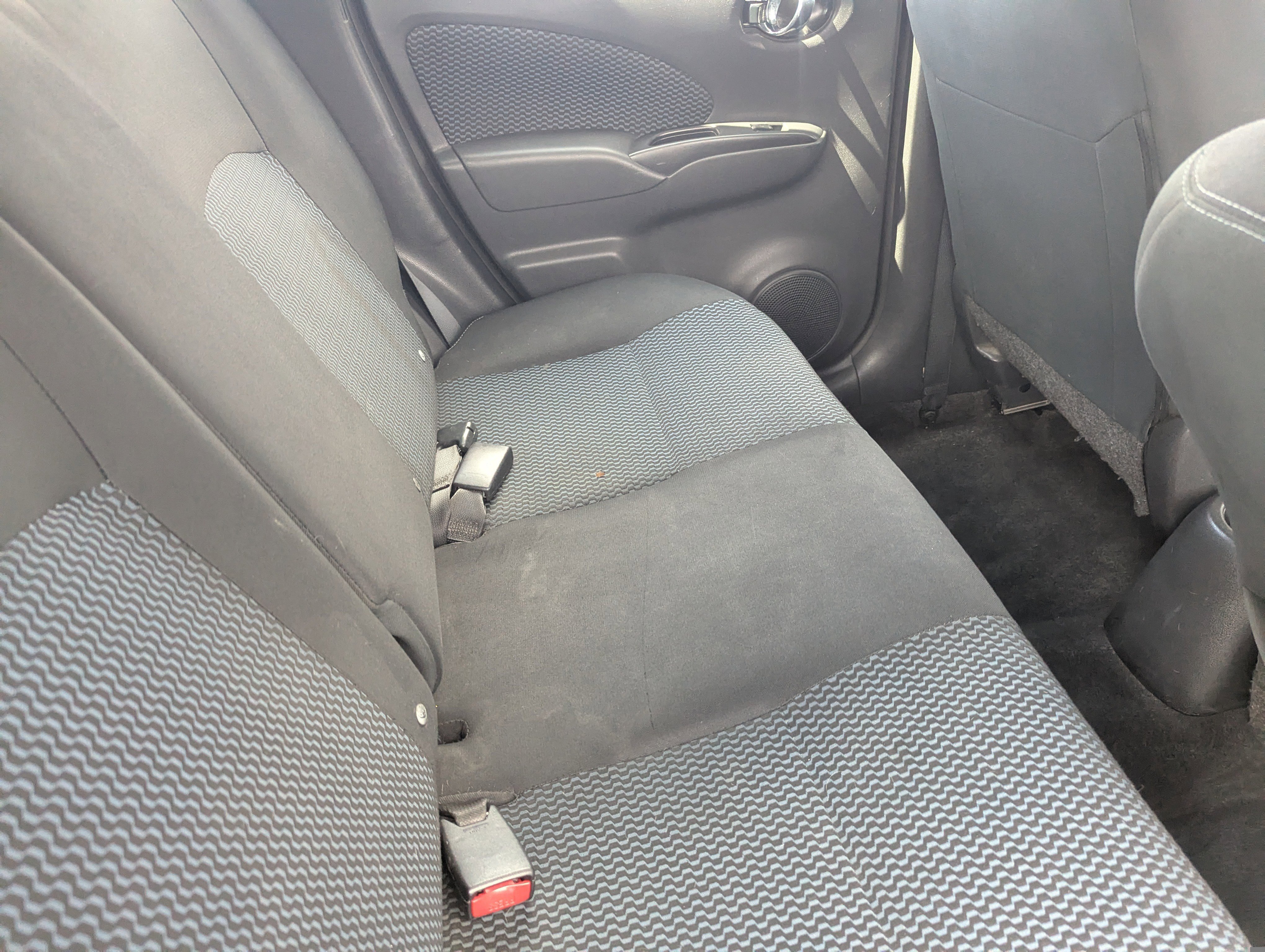 Used 2016 Nissan Versa Note SV image 14