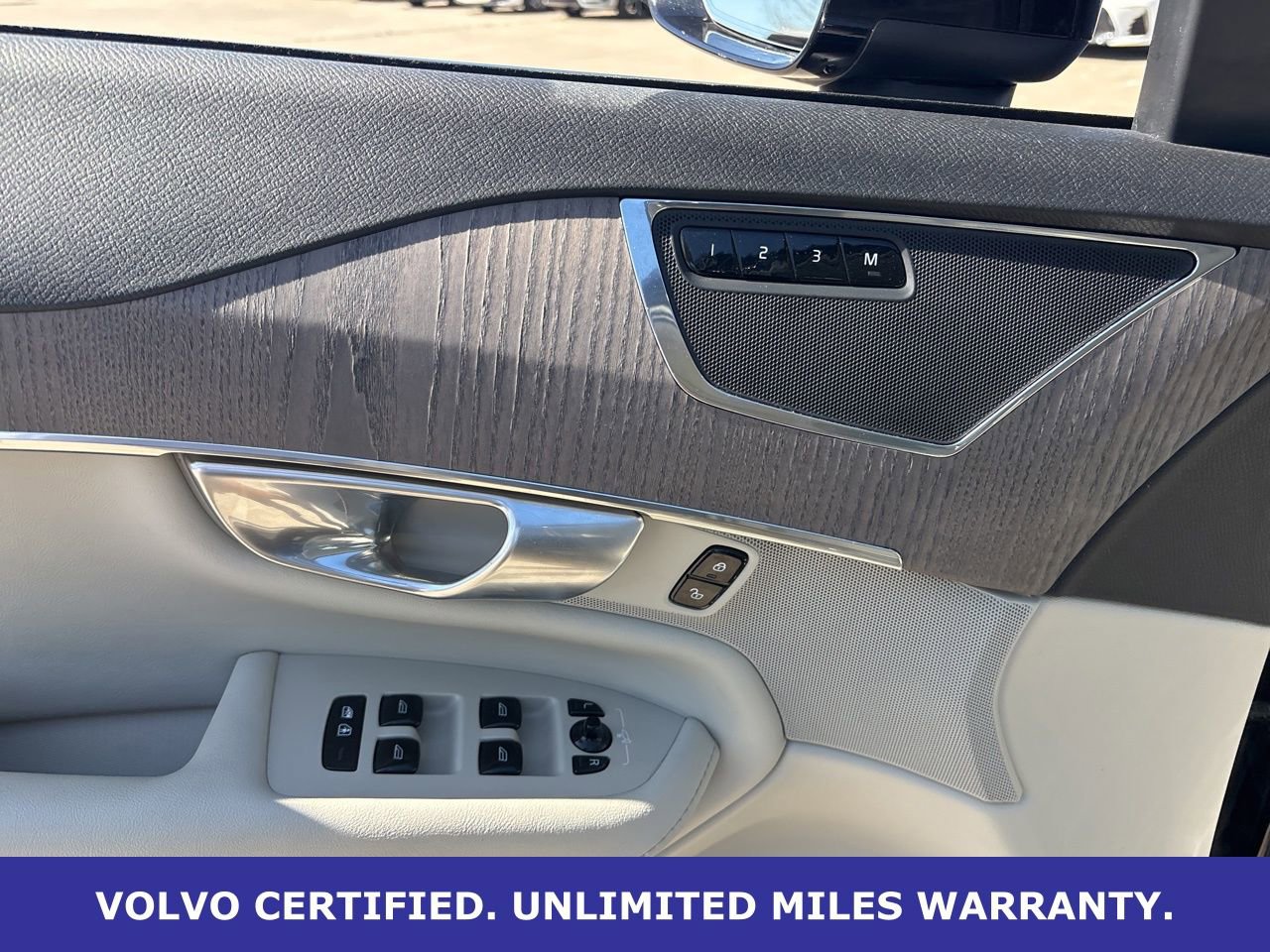 Certified 2023 Volvo XC90 B6 Plus w/ Protection Package Premier image 16