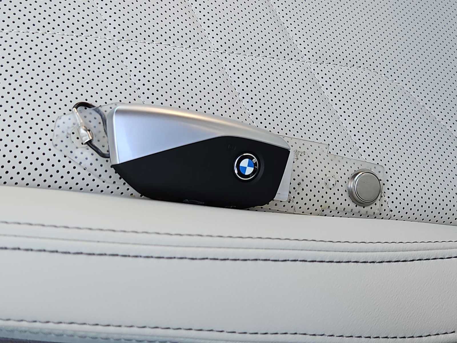 Used 2026 BMW X1 xDrive28i AWD/4WD image 33