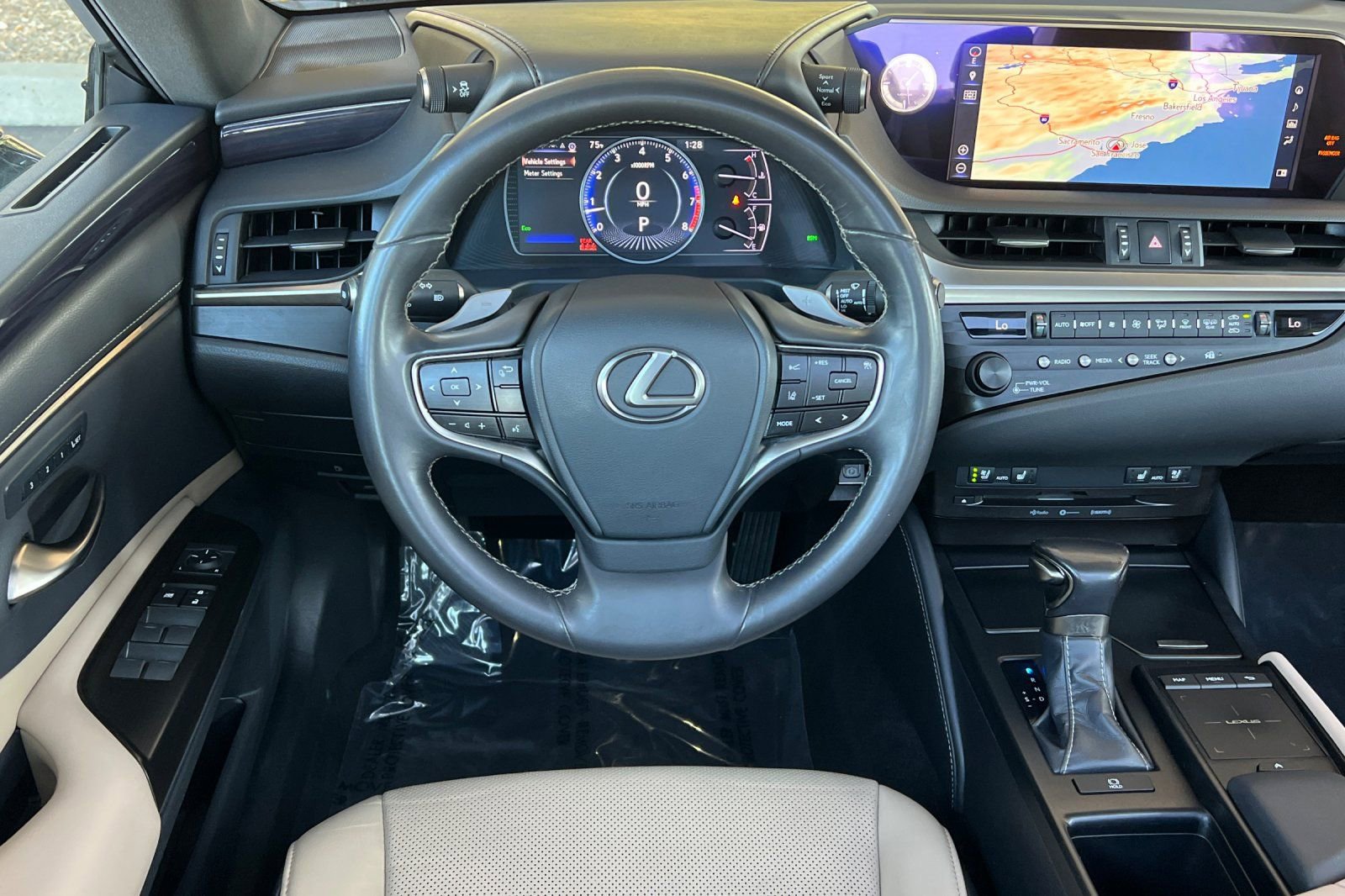 Used 2019 Lexus ES 350 w/ Premium Package image 17