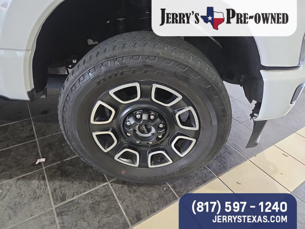 Used 2024 Ford F250 Platinum AWD/4WD image 4