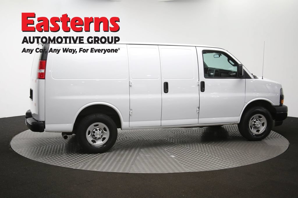 Used 2021 Chevrolet Express 2500 RWD image 40
