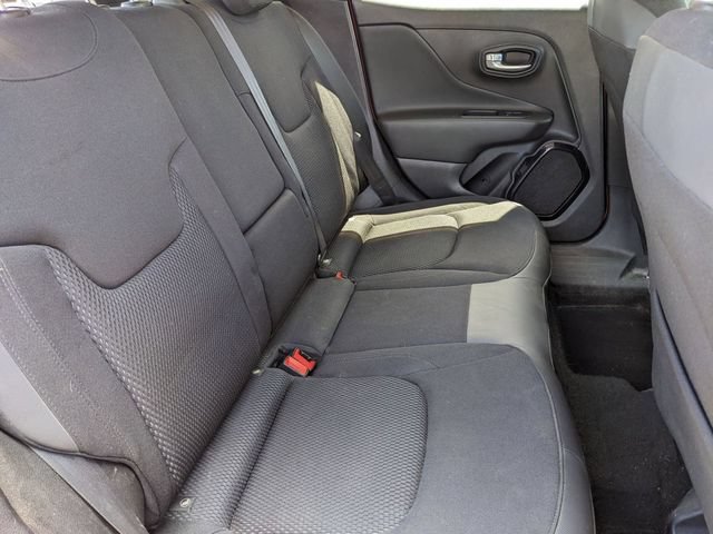 Used 2018 Jeep Renegade Altitude AWD/4WD image 29
