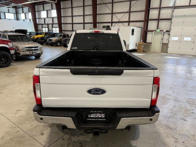 Used 2017 Ford F350 XLT w/ XLT Value Package AWD/4WD image 10