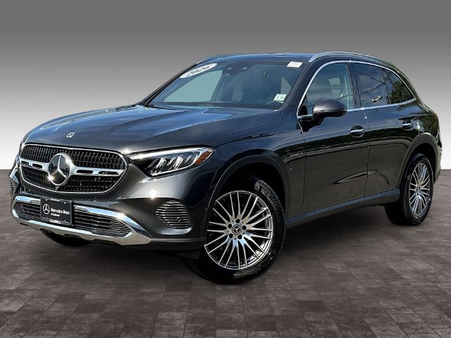 Used 2026 Mercedes-Benz GLC 300 4MATIC image 3
