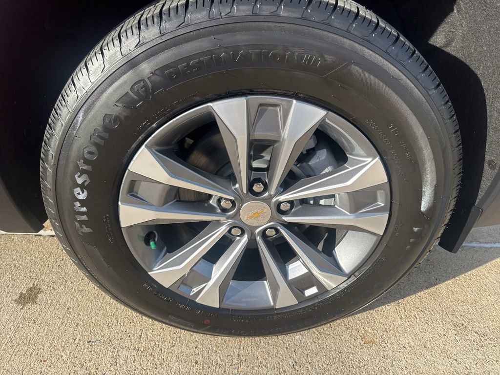 New 2026 Chevrolet Equinox LT w/ Safety and Technology Package image 3