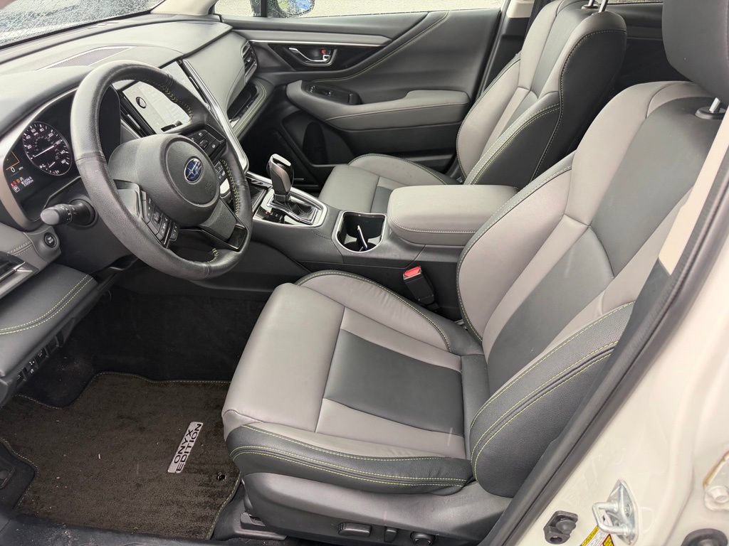 Used 2024 Subaru Outback Onyx Edition AWD/4WD image 25