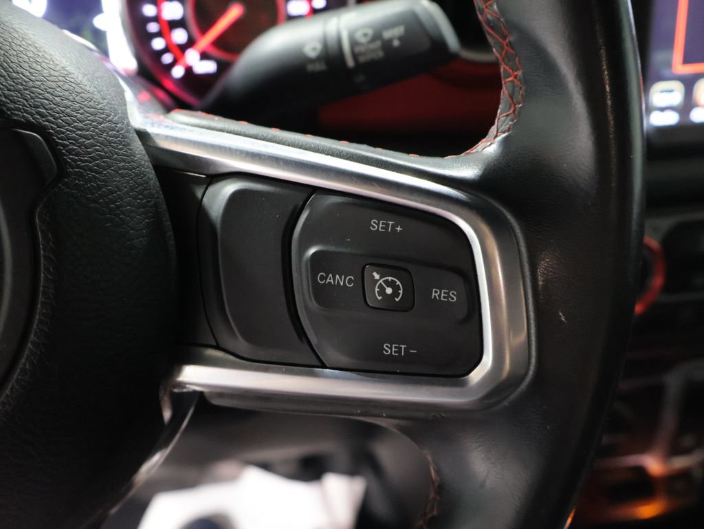 Used 2018 Jeep Wrangler Rubicon AWD/4WD image 33